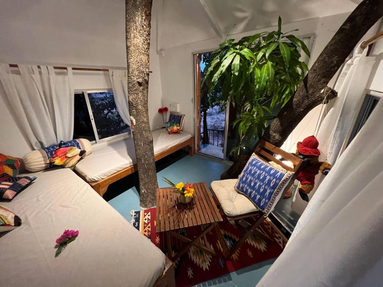 Mars Jungle Adventure Stud Farm With Private Jacuzzi Βίλα Narsinge Δωμάτιο φωτογραφία