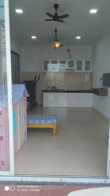 Mars Jungle Adventure Stud Farm With Private Jacuzzi Βίλα Narsinge Εξωτερικό φωτογραφία