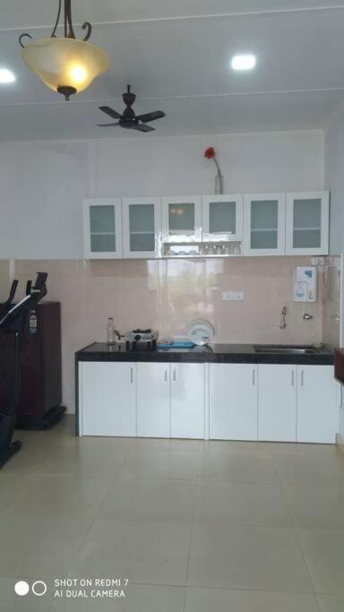 Mars Jungle Adventure Stud Farm With Private Jacuzzi Βίλα Narsinge Εξωτερικό φωτογραφία